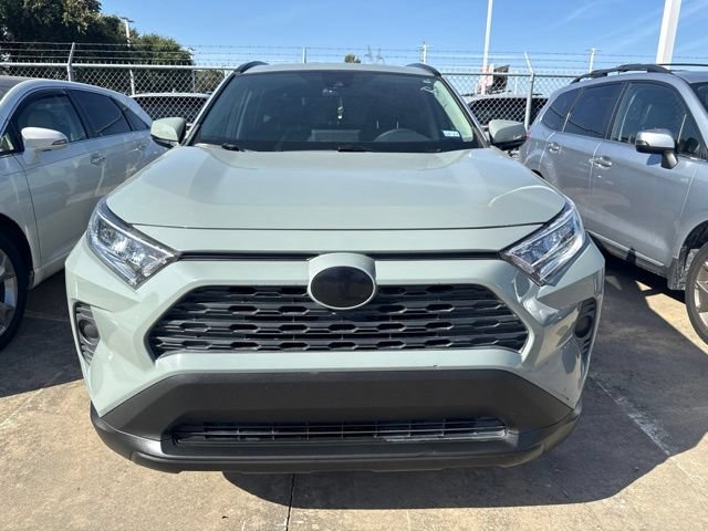 Used 2021 Toyota RAV4 XLE Premium FWD image 2