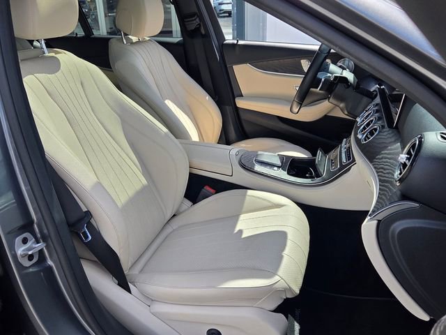 Used 2021 Mercedes-Benz E 350 Sedan w/ Premium Package image 17