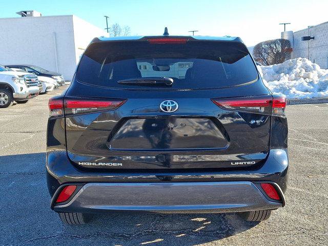 Certified 2026 Toyota Highlander Limited AWD/4WD image 24