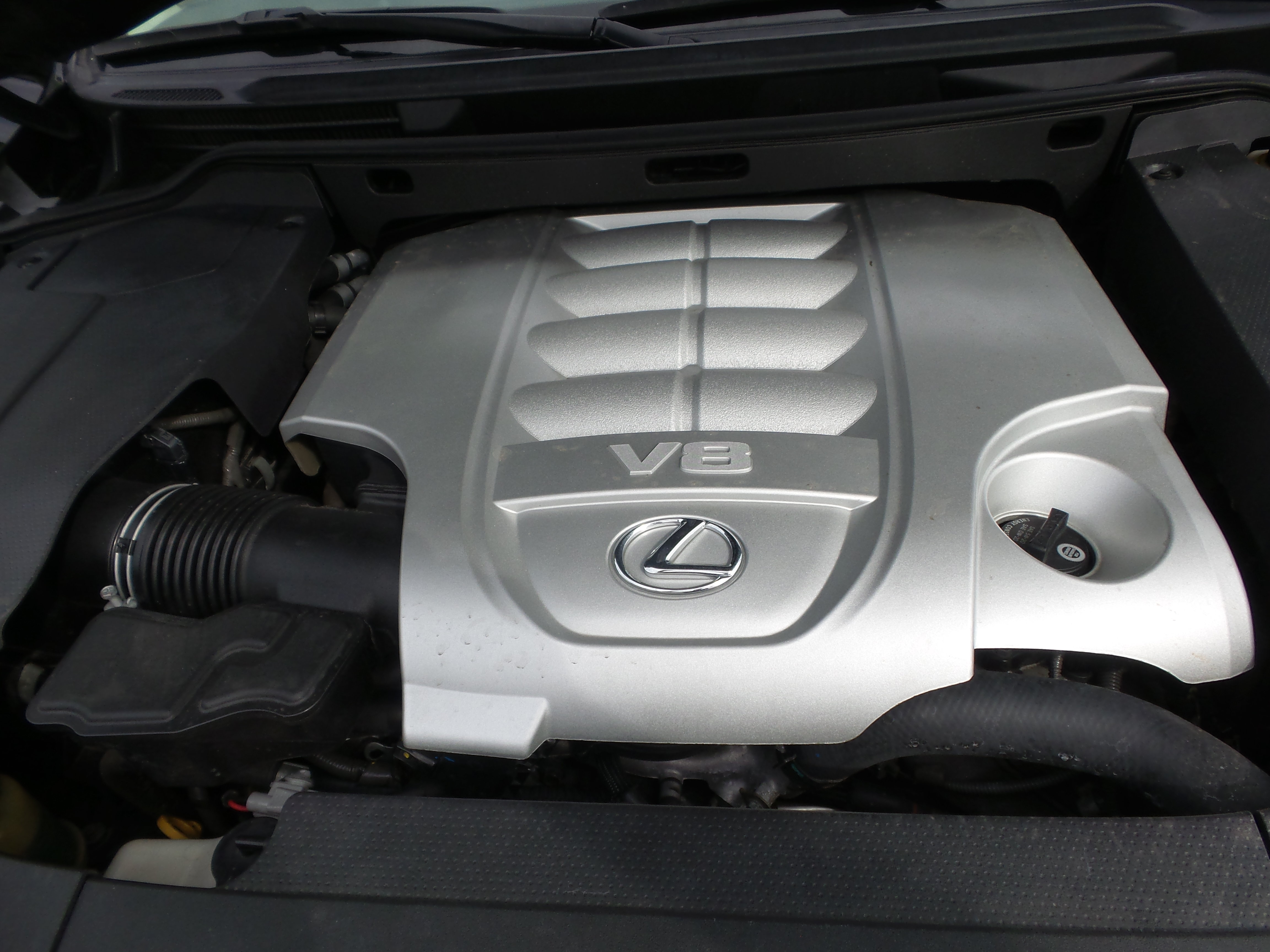 Used 2011 Lexus LX 570 4WD image 69