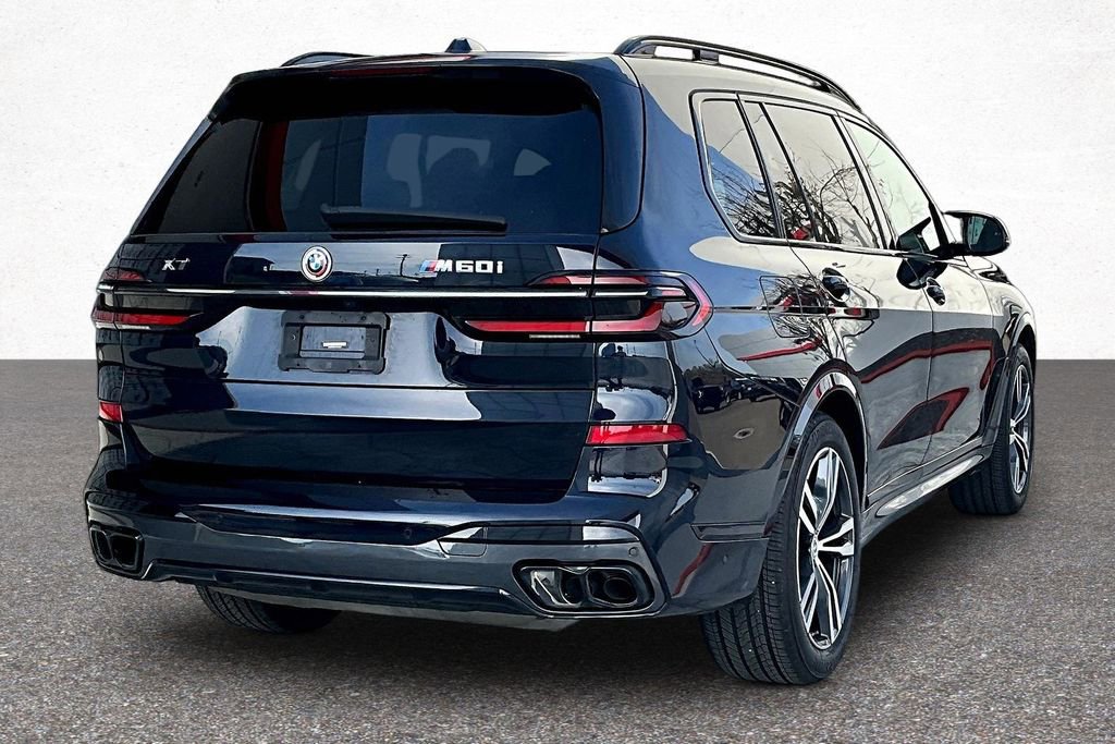 Used 2023 BMW X7 M60i AWD/4WD image 7