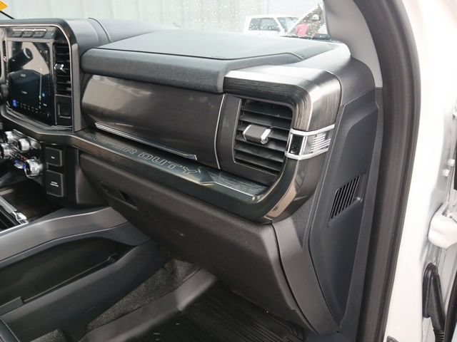 Used 2024 Ford F250 Lariat w/ Lariat Ultimate Package AWD/4WD image 37