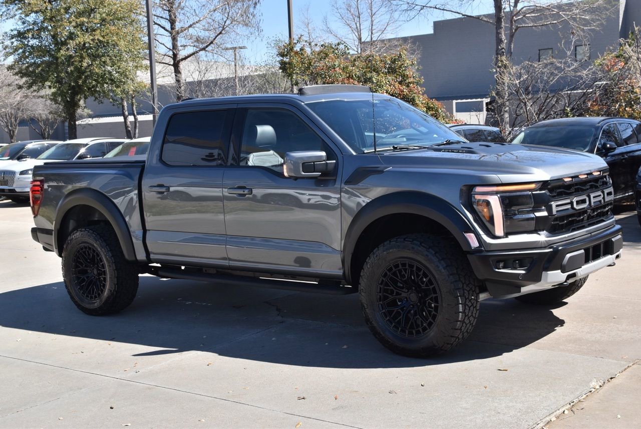 Used 2025 Ford F150 Raptor image 5