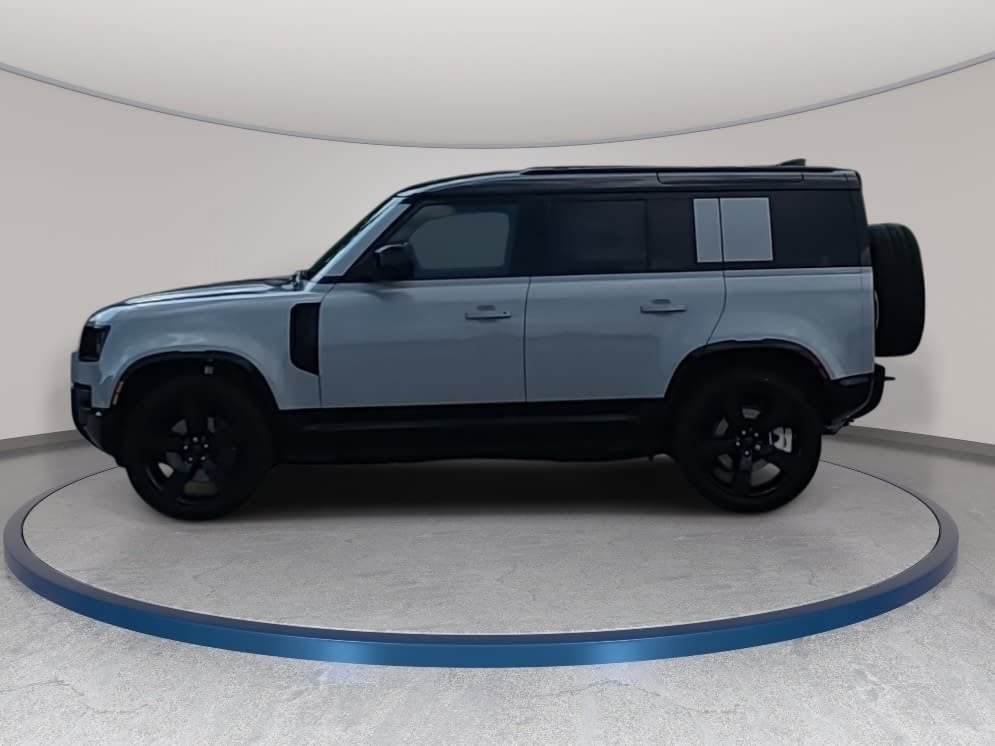 New 2026 Land Rover Defender 110 X-Dynamic SE AWD/4WD image 8
