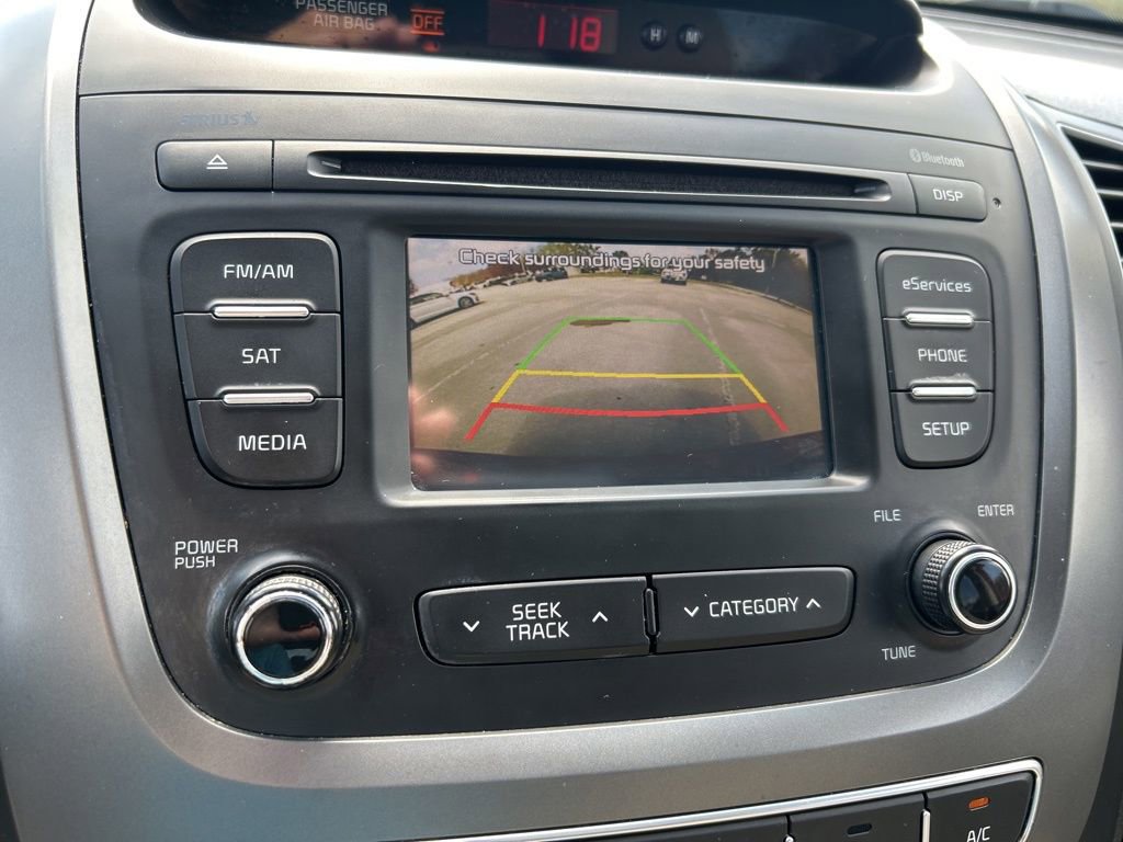 Used 2015 Kia Sorento LX image 31