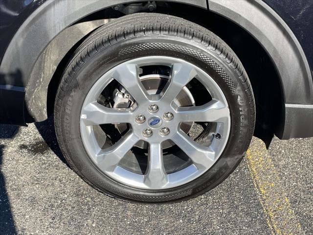 Used 2020 Ford Explorer Platinum w/ Premium Technology Package image 9