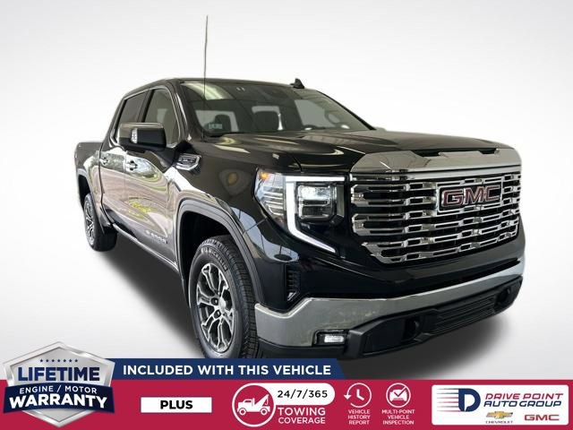 Used 2025 GMC Sierra 1500 SLT AWD/4WD image 1