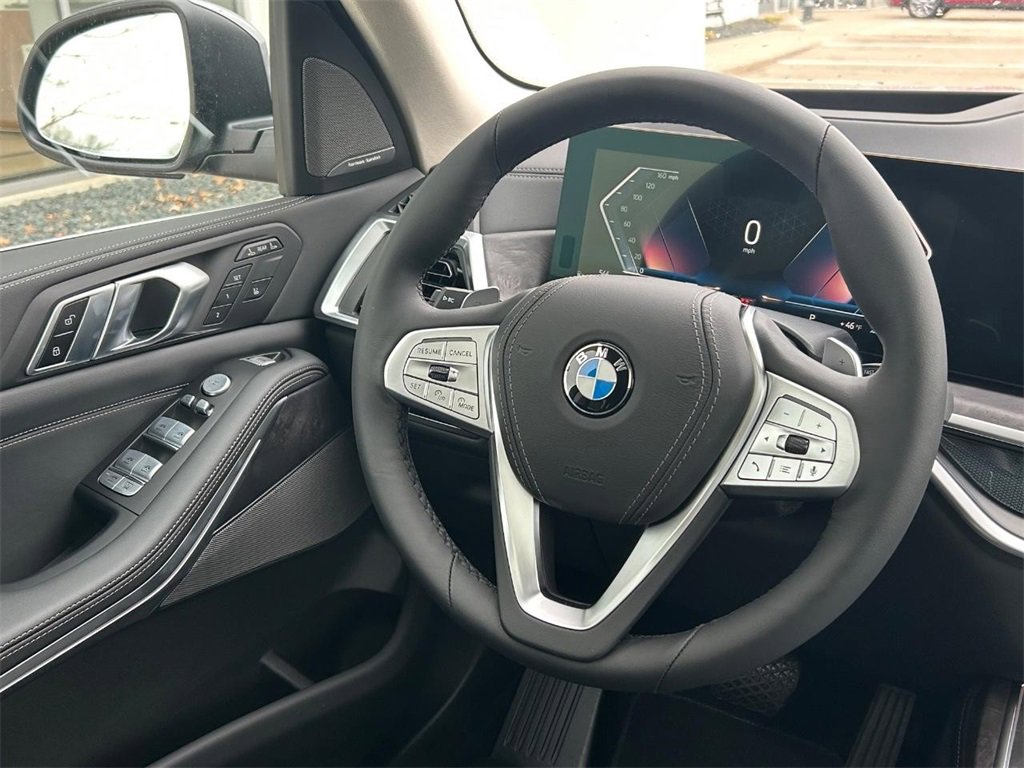 New 2025 BMW X7 xDrive40i image 9
