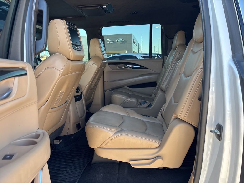 Used 2018 Cadillac Escalade ESV Platinum image 14
