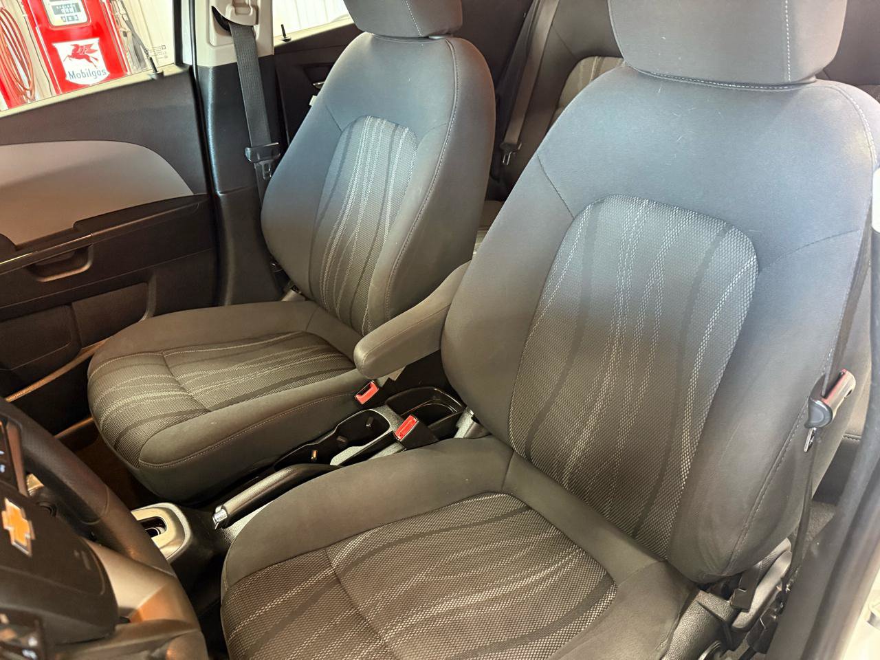 Used 2015 Chevrolet Sonic LT FWD image 16