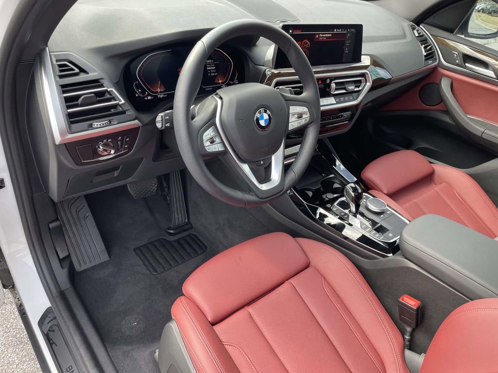 Used 2024 BMW X3 xDrive30i w/ Convenience Package w/ZPA image 10