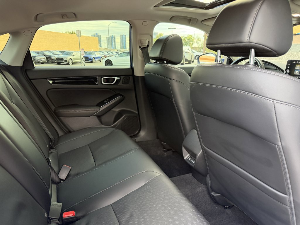 Used 2023 Honda Civic Touring image 37