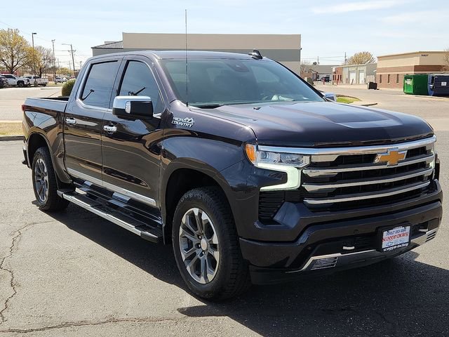 Used 2023 Chevrolet Silverado 1500 High Country w/ Z71 Off-Road Package image 6