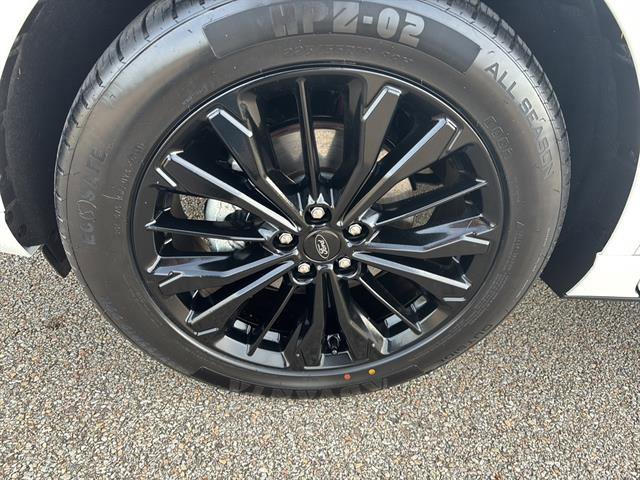 Certified 2023 Ford Escape ST-Line Elite w/ Premium Technology Package image 9