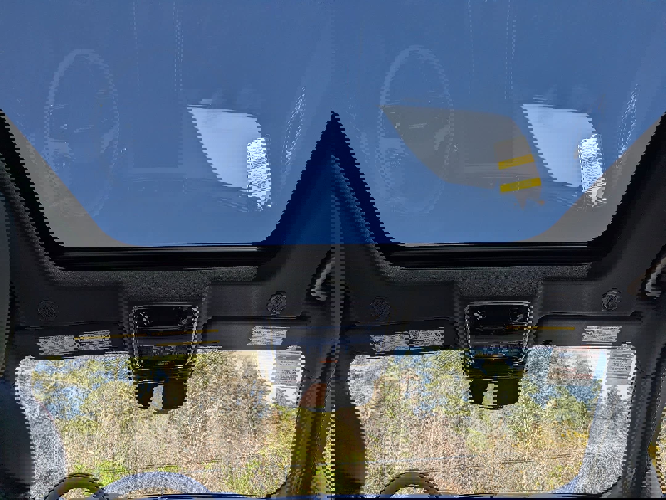 New 2026 Land Rover Range Rover Velar Dynamic SE AWD/4WD image 25