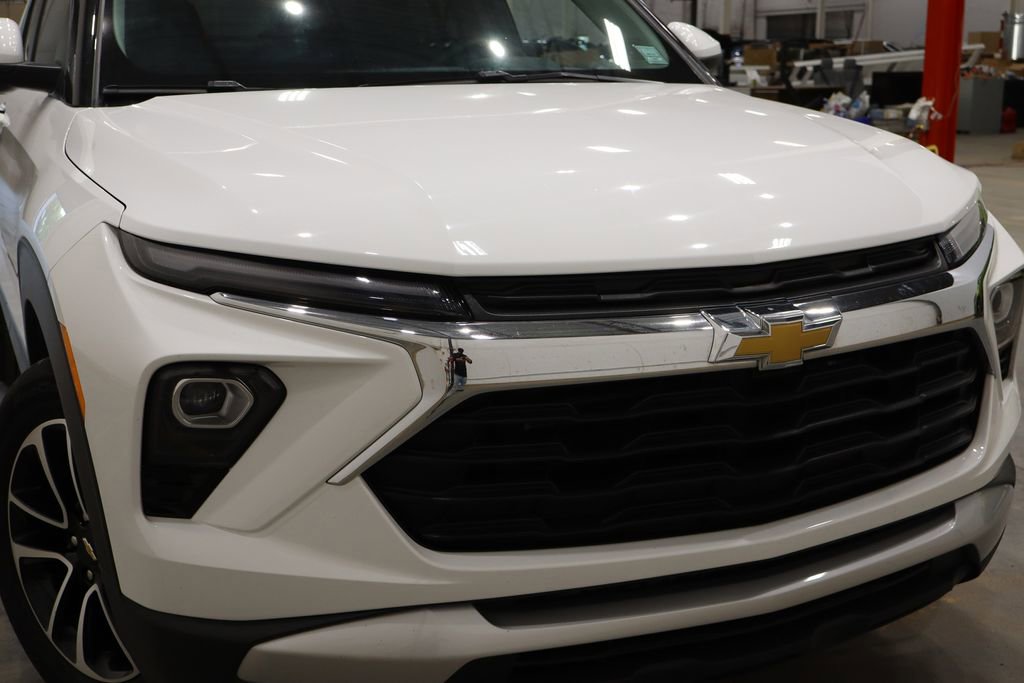 Used 2024 Chevrolet TrailBlazer LT image 44