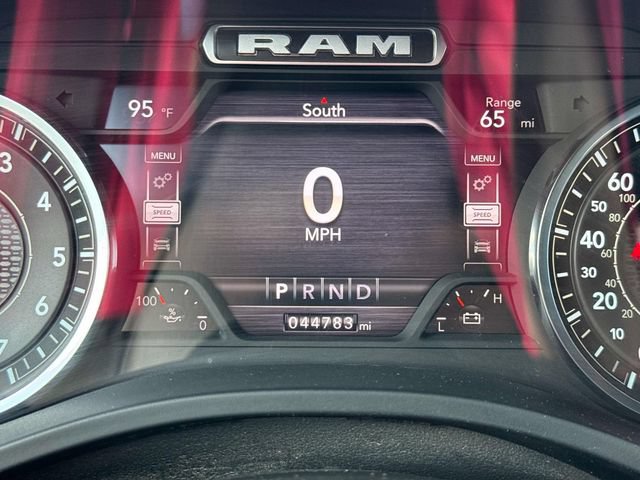 Used 2024 RAM 1500 Laramie AWD/4WD image 33