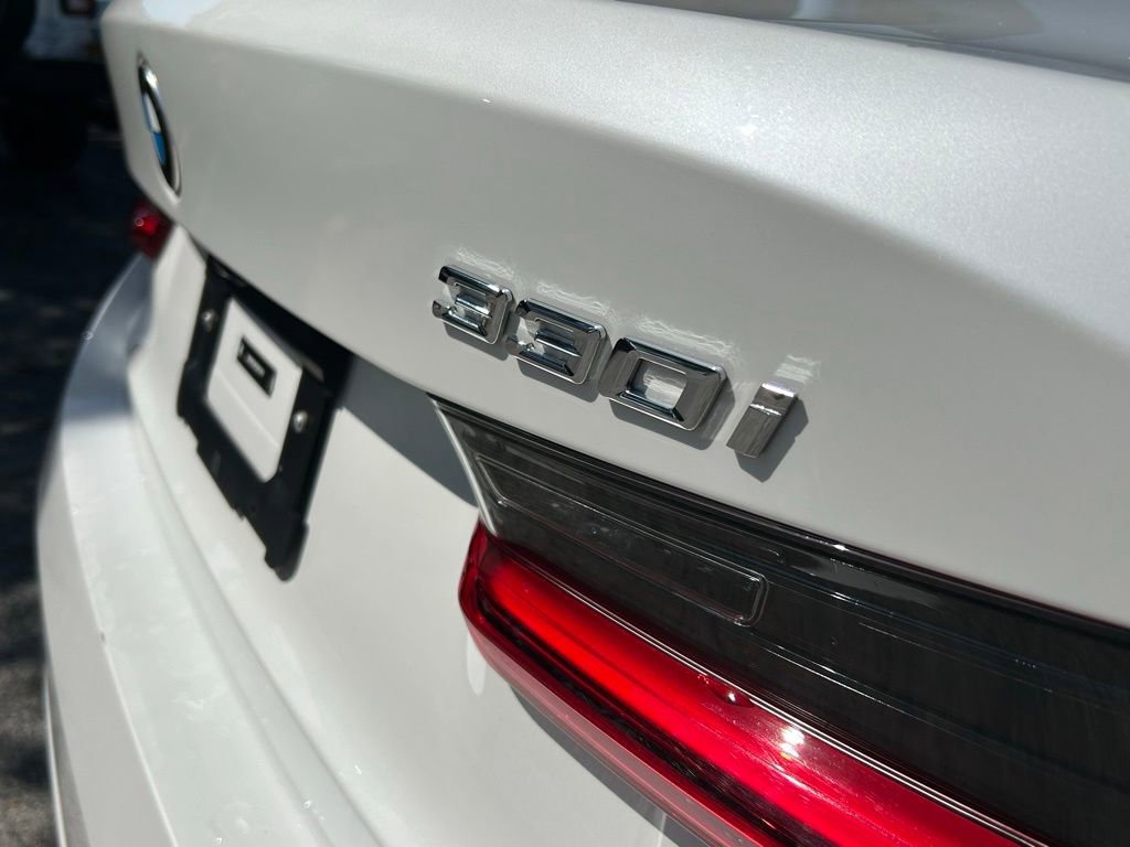 Used 2025 BMW 330i Sedan RWD image 42