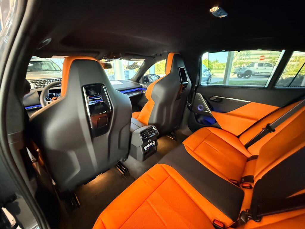 Used 2026 BMW M5 w/ Carbon Package image 19