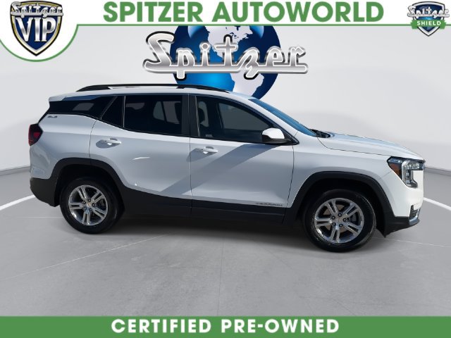 Certified 2024 GMC Terrain SLE w/ Driver Convenience Package FWD image 17
