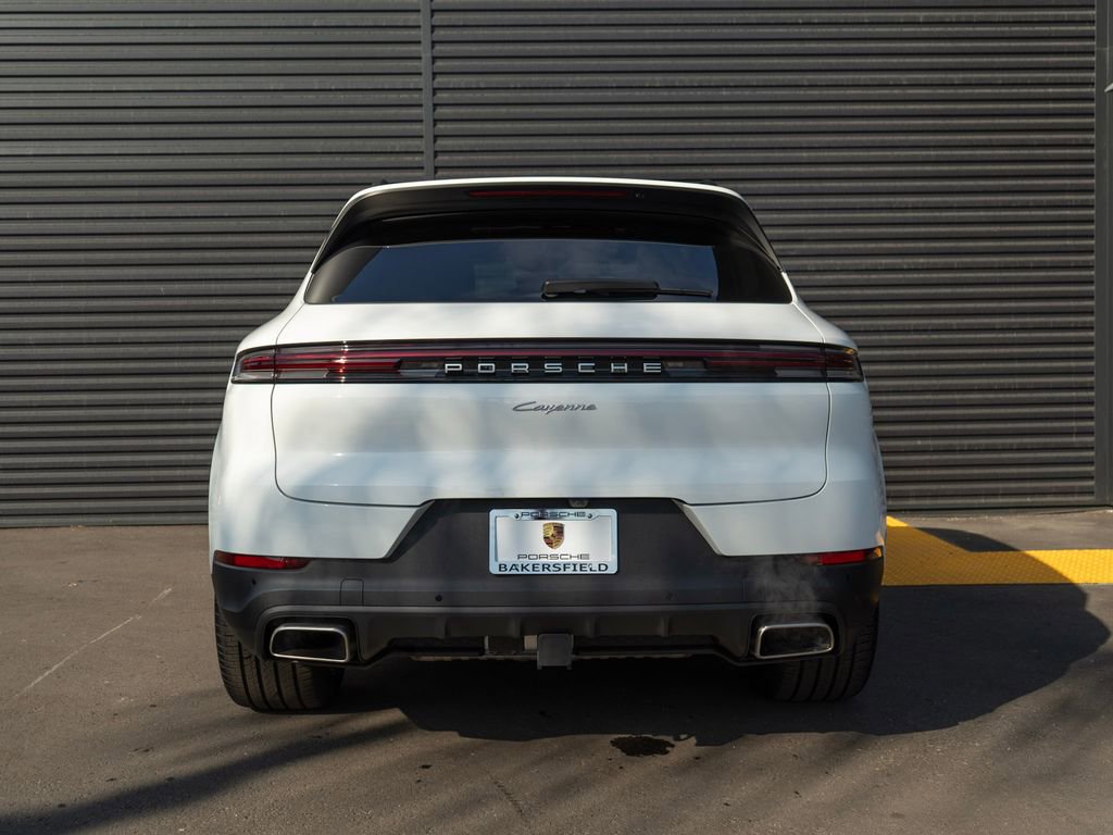 New 2025 Porsche Cayenne image 10