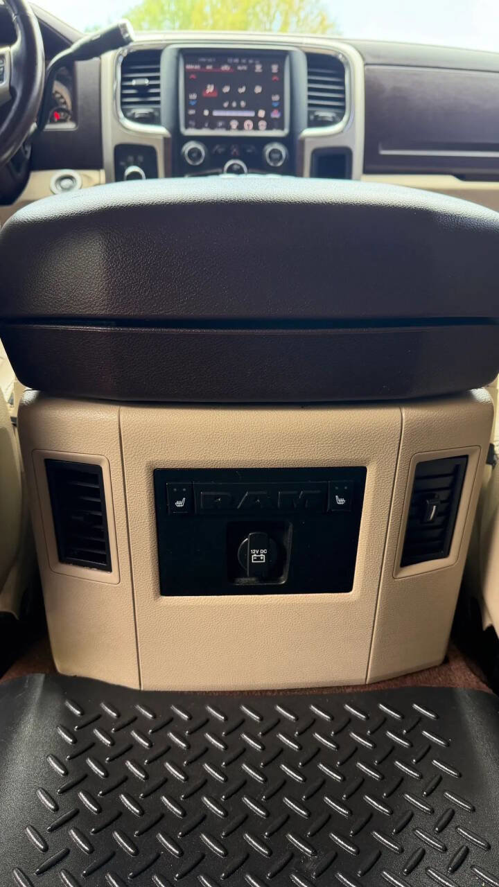 Used 2017 RAM 2500 Laramie w/ Protection Group image 18