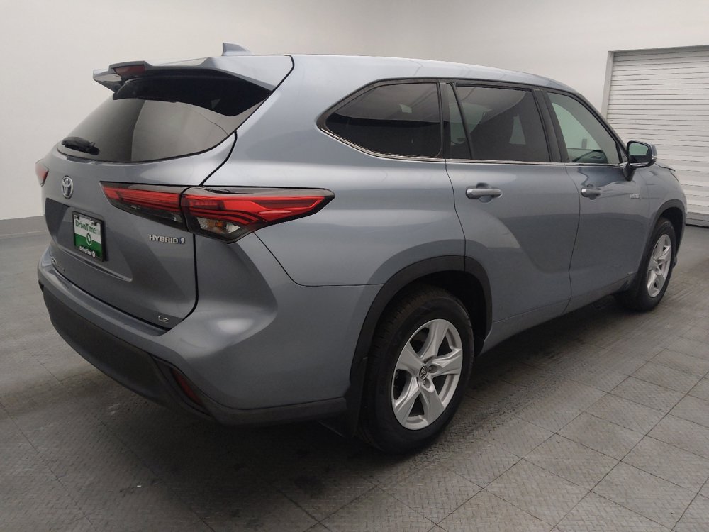 Used 2020 Toyota Highlander LE image 9
