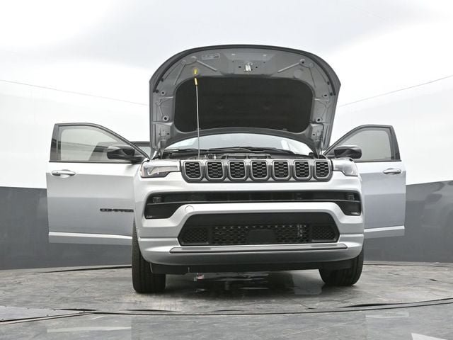 New 2025 Jeep Compass Limited w/ High Altitude Package AWD/4WD image 65