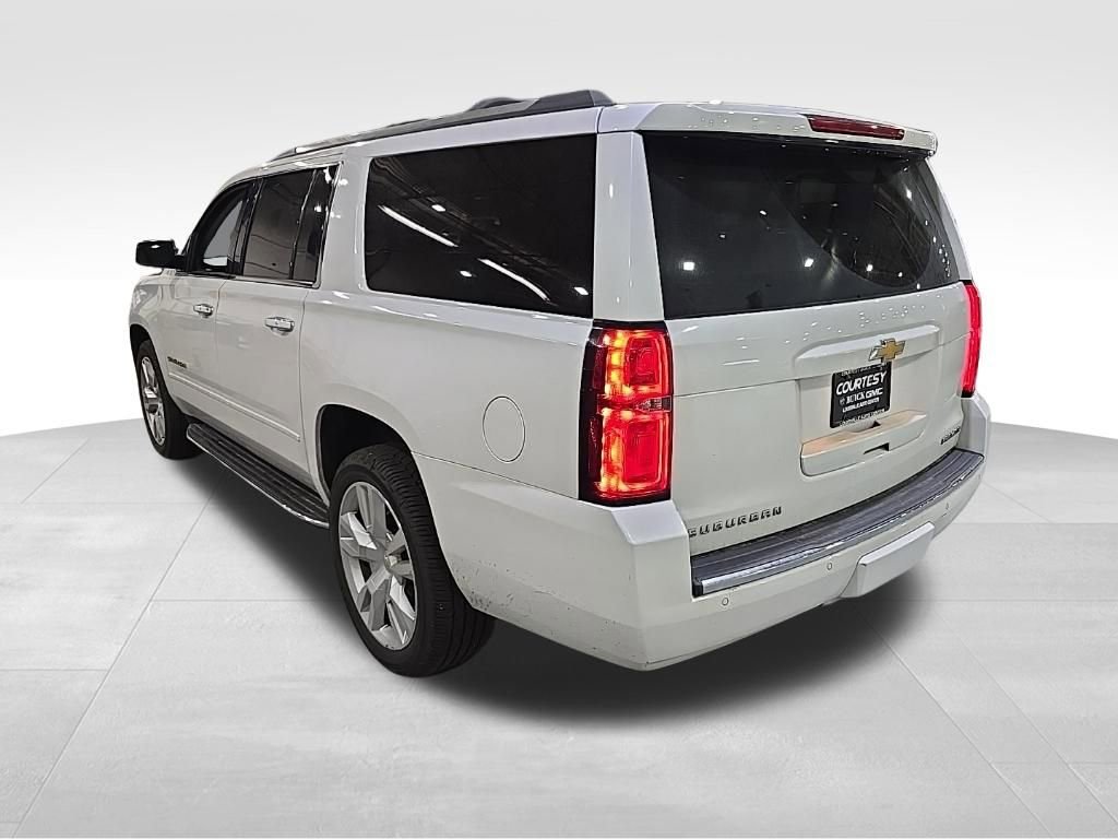 Used 2019 Chevrolet Suburban Premier AWD/4WD image 4