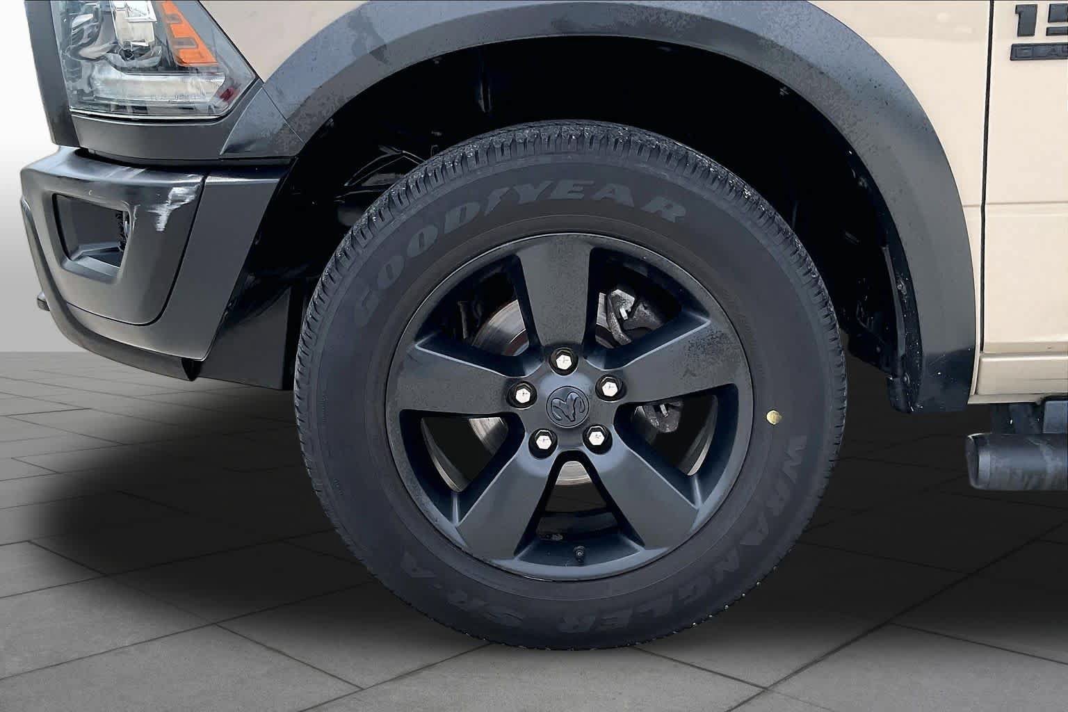 Used 2019 RAM 1500 Warlock w/ Electronics Group AWD/4WD image 11