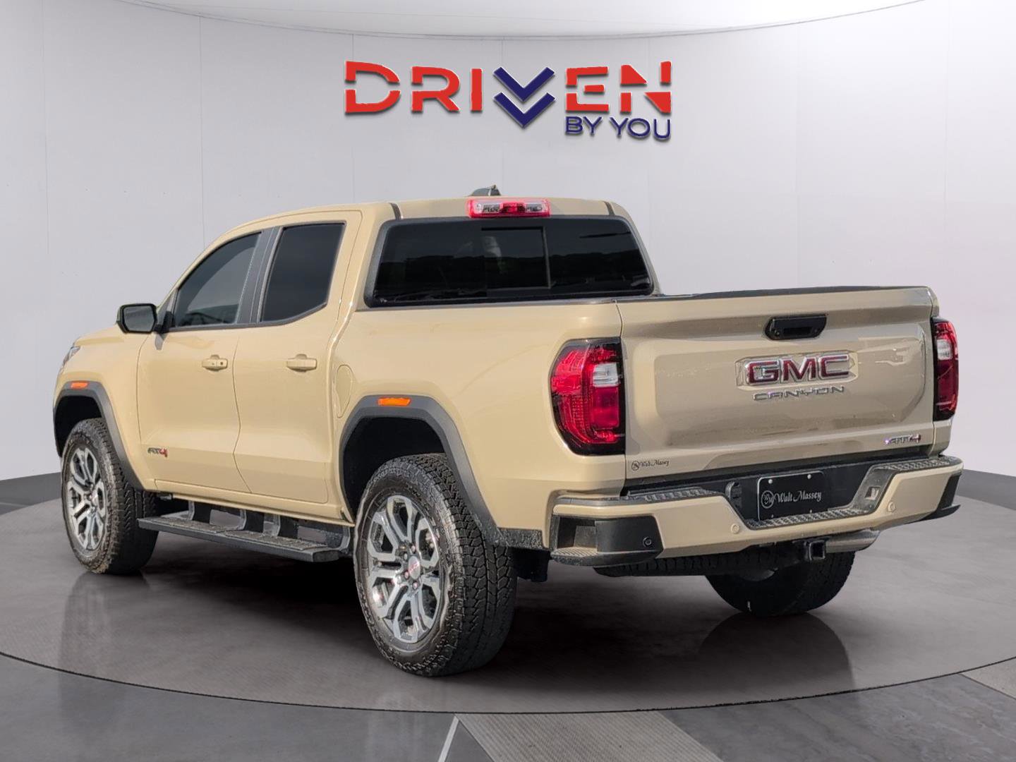 Used 2023 GMC Canyon AT4 w/ AT4 Premium Package image 3