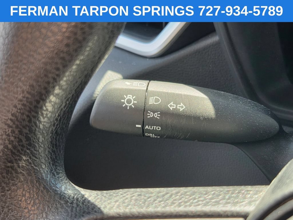 Used 2026 Toyota Corolla LE FWD image 31