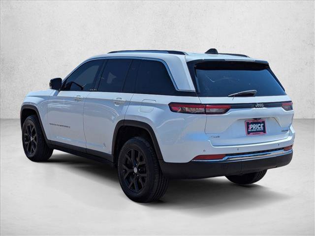 Used 2023 Jeep Grand Cherokee Limited AWD/4WD image 8