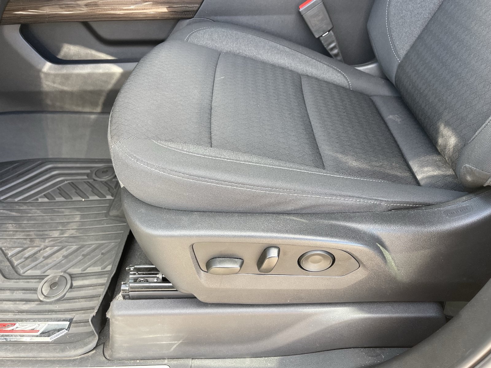Used 2025 Chevrolet Silverado 1500 LT Trail Boss w/ Protection Package AWD/4WD image 21