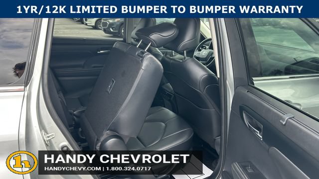 Used 2021 Toyota Highlander XLE AWD/4WD image 48