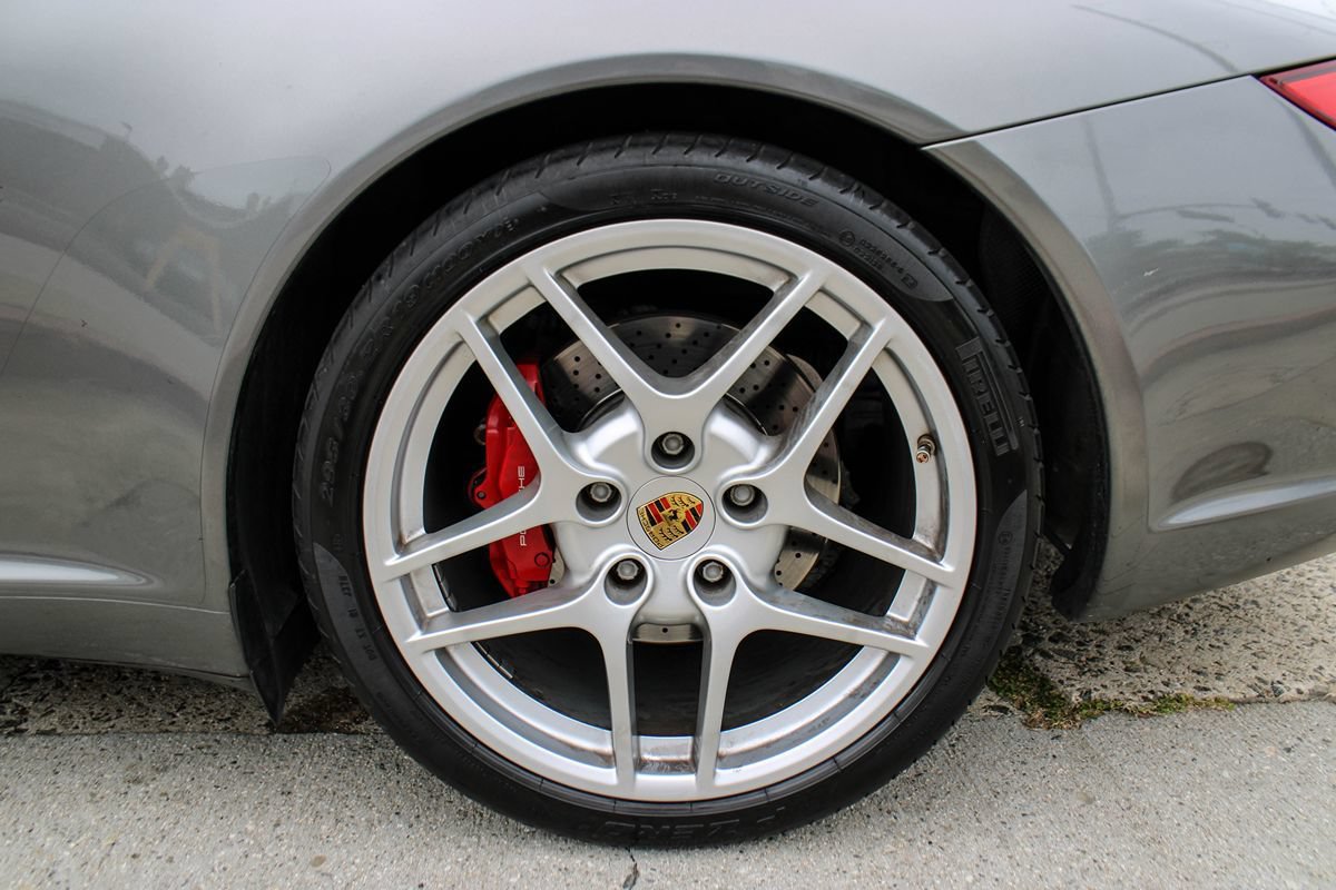 Used 2010 Porsche 911 Carrera S RWD image 42