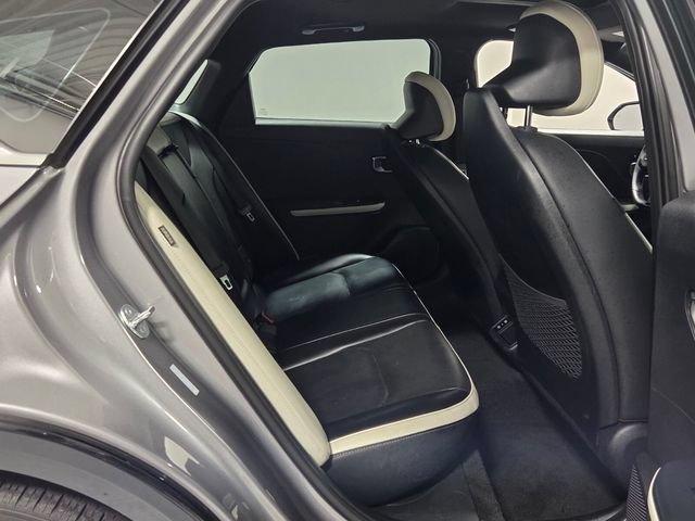 Used 2025 Kia K4 GT-Line w/ GT-Line Premium Package FWD image 14