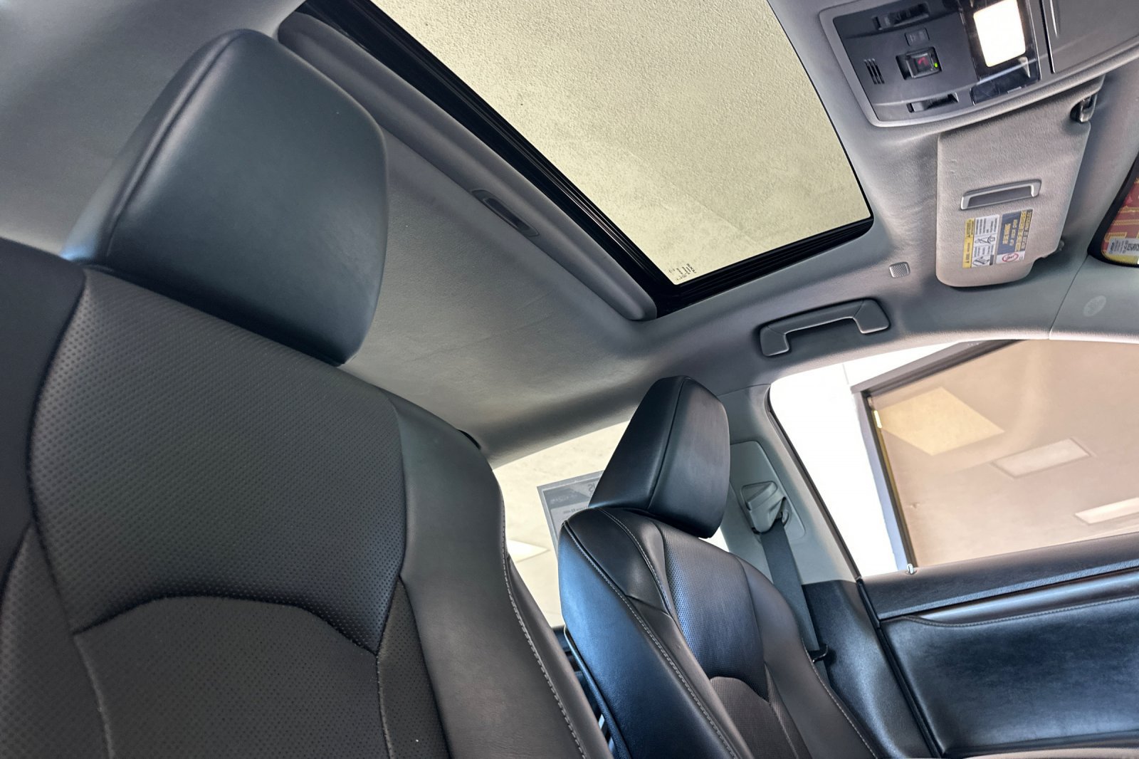 Certified 2021 Lexus RX 450h AWD w/ Premium Package image 14