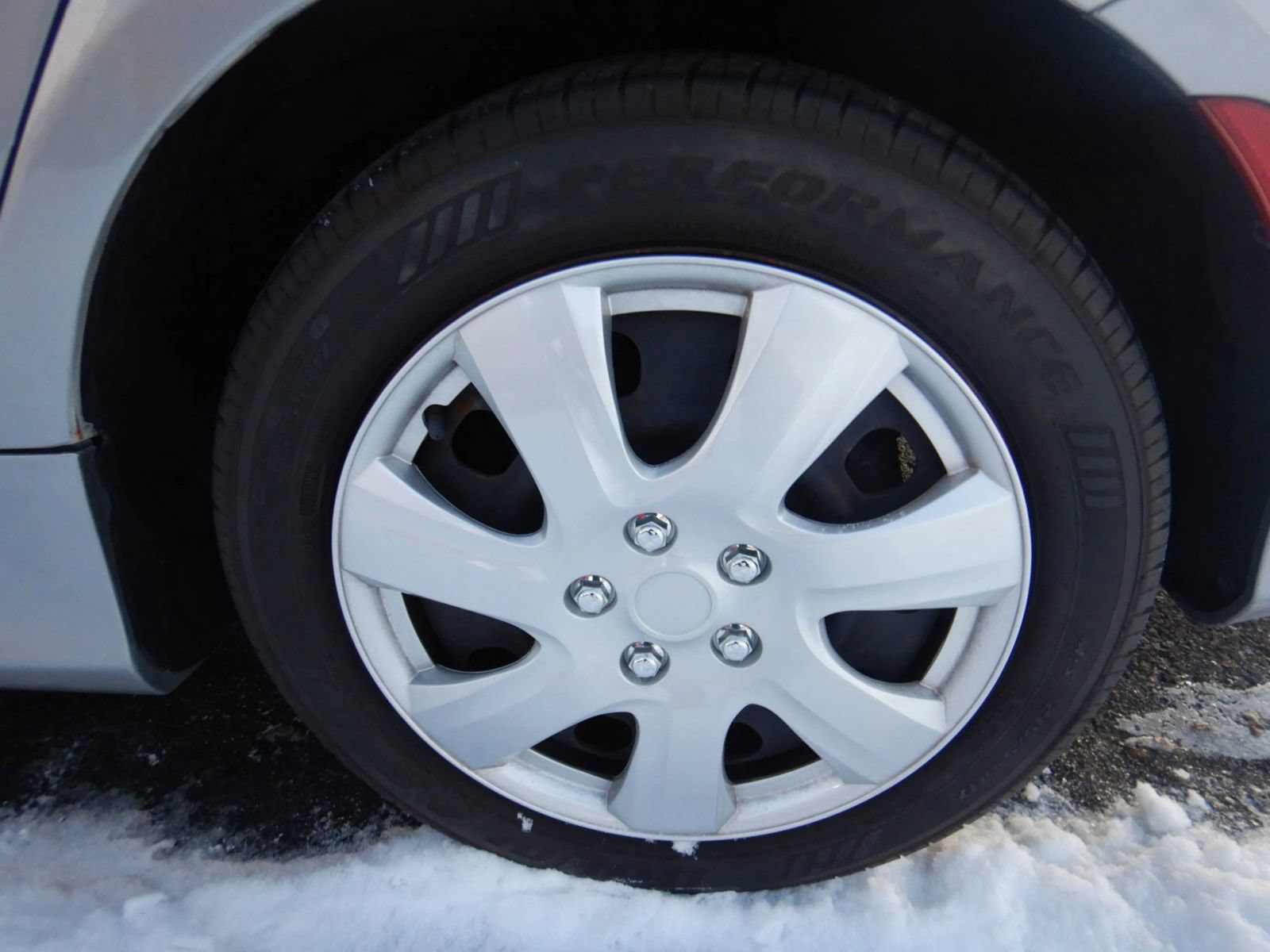 Used 2015 Chrysler 200 LX FWD image 23