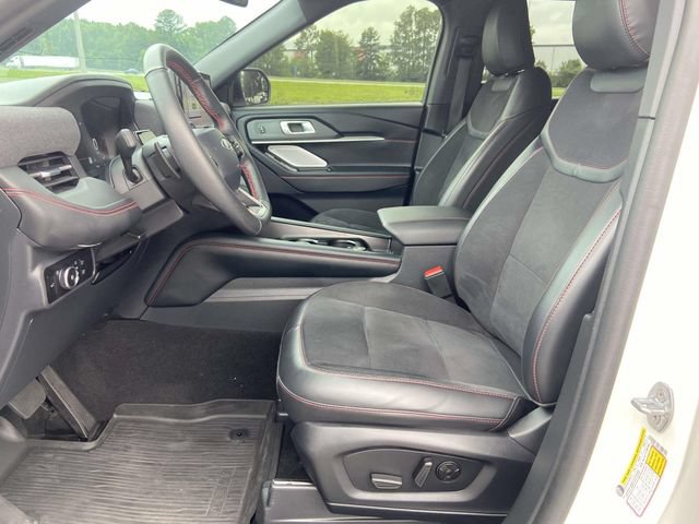 Certified 2025 Ford Explorer ST w/ Sun And Sound Package AWD/4WD image 16