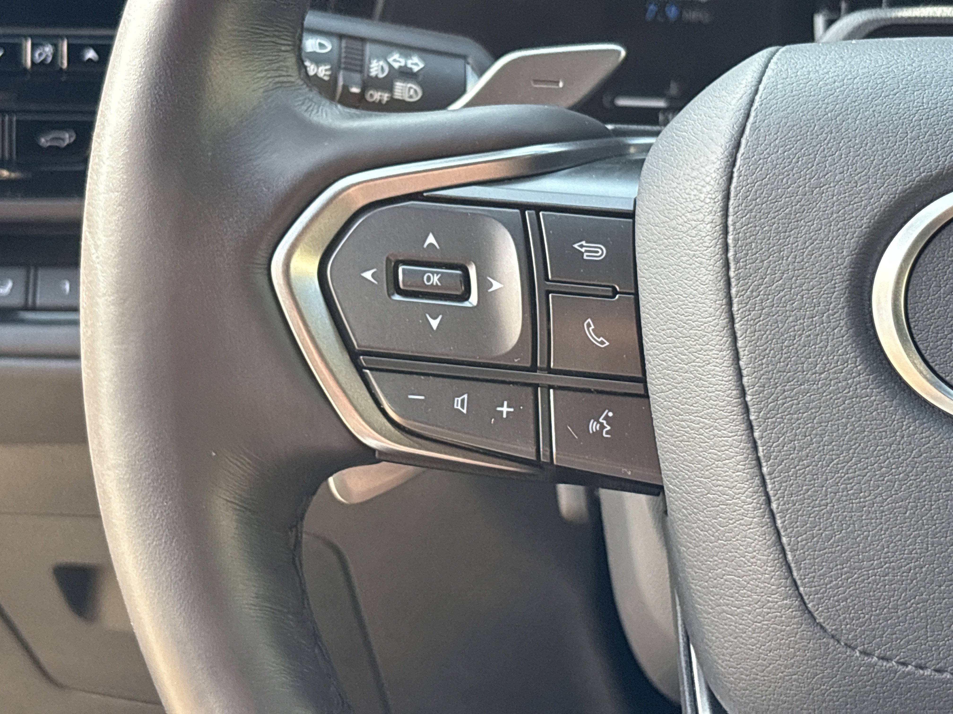 Used 2025 Lexus TX 350 AWD w/ Technology Package image 19