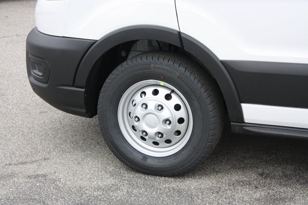 New 2026 Ford Transit 250 148 Medium Roof Extended AWD image 25