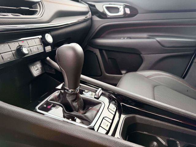 Certified 2025 Jeep Compass Trailhawk AWD/4WD image 30