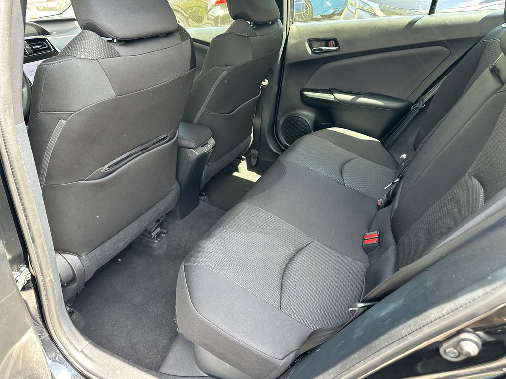 Used 2022 Toyota Prius LE image 13