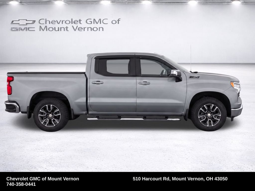 Used 2023 Chevrolet Silverado 1500 LT AWD/4WD image 25
