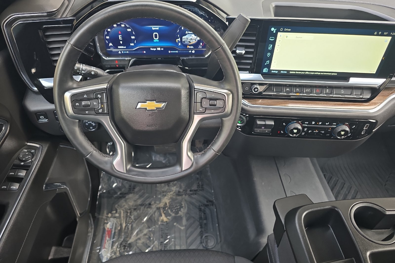Used 2024 Chevrolet Silverado 1500 LT w/ Z71 Off-Road Package AWD/4WD image 11
