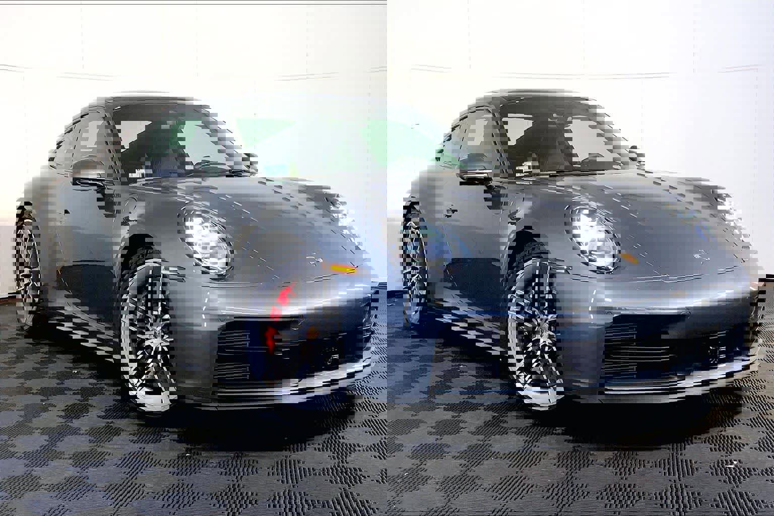 Used 2025 Porsche 911 Carrera S image 9