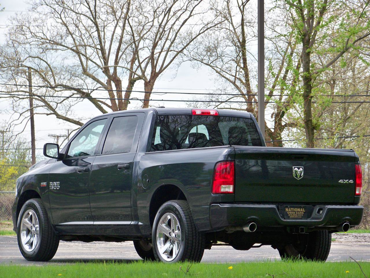 Used 2016 RAM 1500 Express w/ Popular Equipment Group AWD/4WD image 8