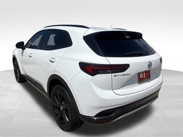Used 2023 Buick Envision Essence w/ Sport Touring Package FWD image 7