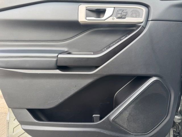 Used 2020 Ford Explorer Limited w/ Class III Trailer Tow Package image 14